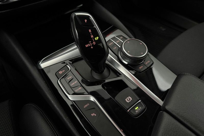 BMW 530 bild 14