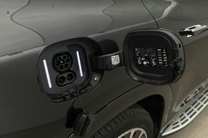 Mercedes EQS450 SUV bild 21