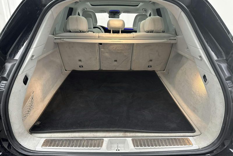 Mercedes EQS450 SUV bild 9