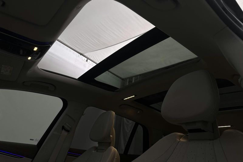 Mercedes EQS450 SUV bild 19