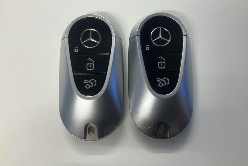 Mercedes EQS450 SUV bild 24