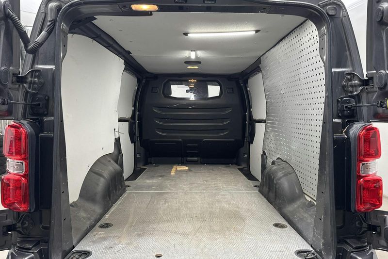 Toyota Proace bild 9