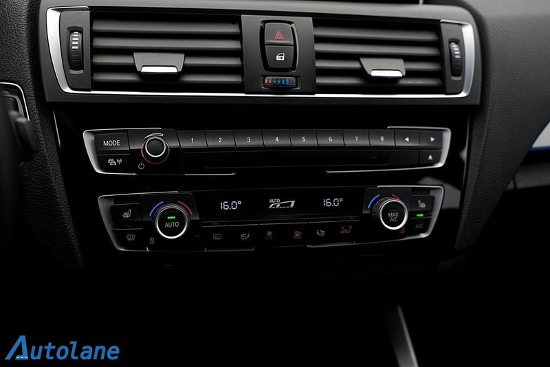 BMW 120 bild 30