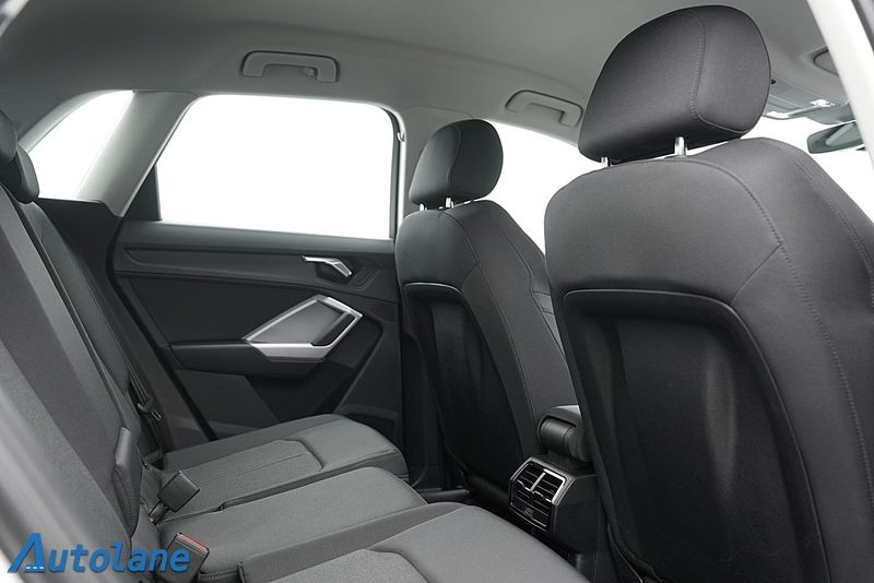 Audi Q3 bild 18