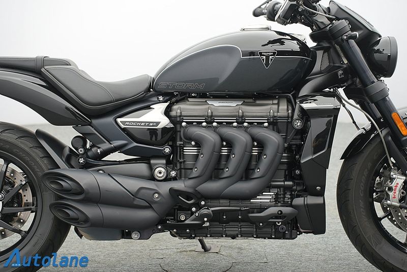 Triumph Rocket III bild 11