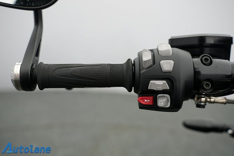 Triumph Rocket III bild 22