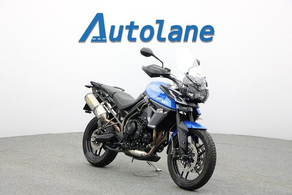 Triumph Tiger 800 XRX *Nyservad, Farthållare, Värmehandtag - 2014