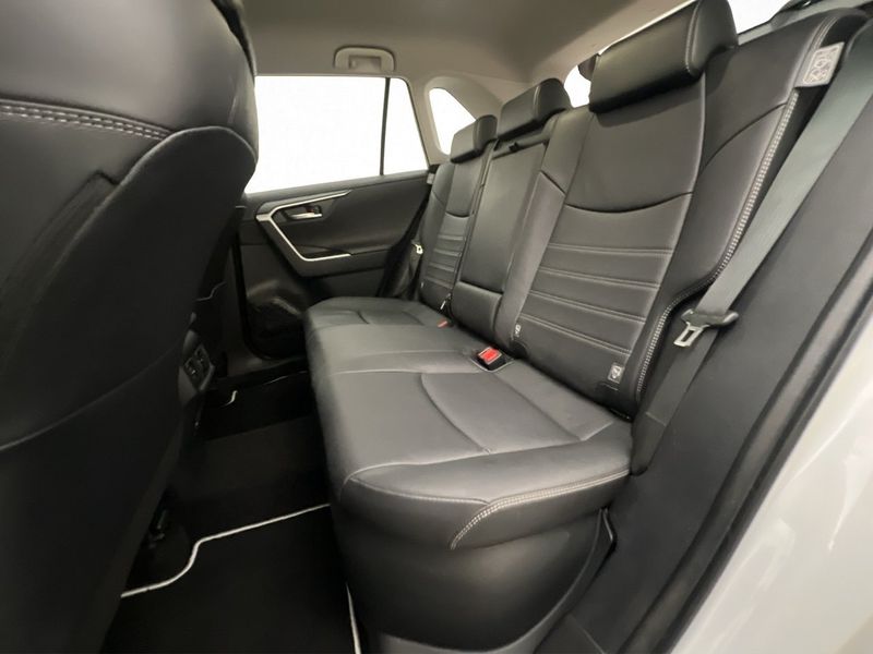 Toyota RAV4 bild 12