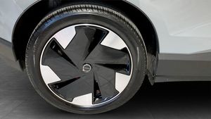 Volvo EX30 bild 8