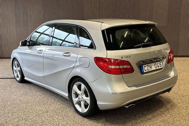 Mercedes B180 bild 3