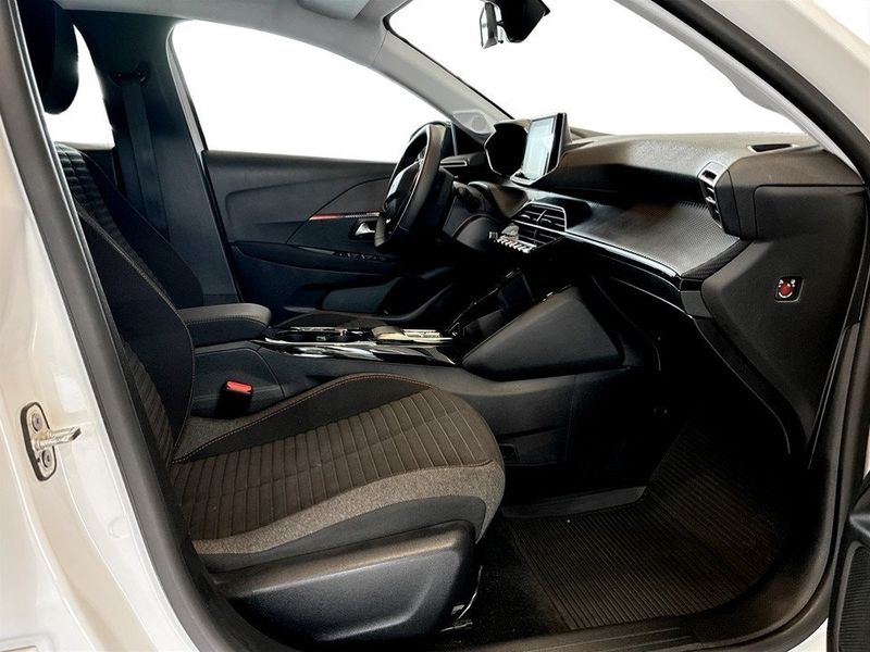 Peugeot e-208 bild 12