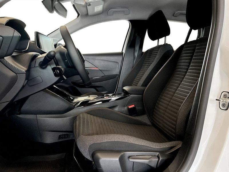 Peugeot e-208 bild 5