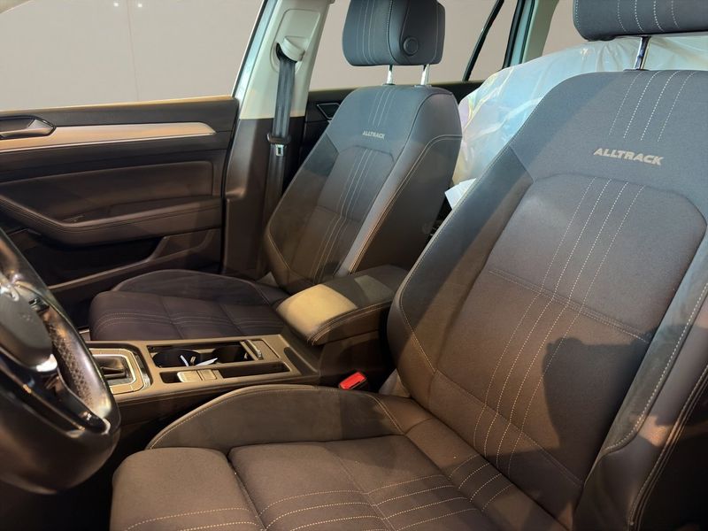 Volkswagen Passat bild 7