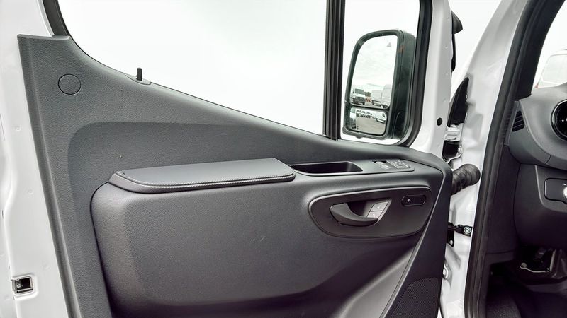 Mercedes Sprinter bild 11