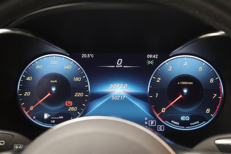 Mercedes GLC300 bild 18