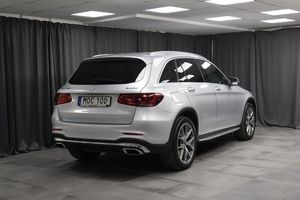 Mercedes GLC300 bild 2