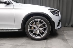 Mercedes GLC300 bild 6