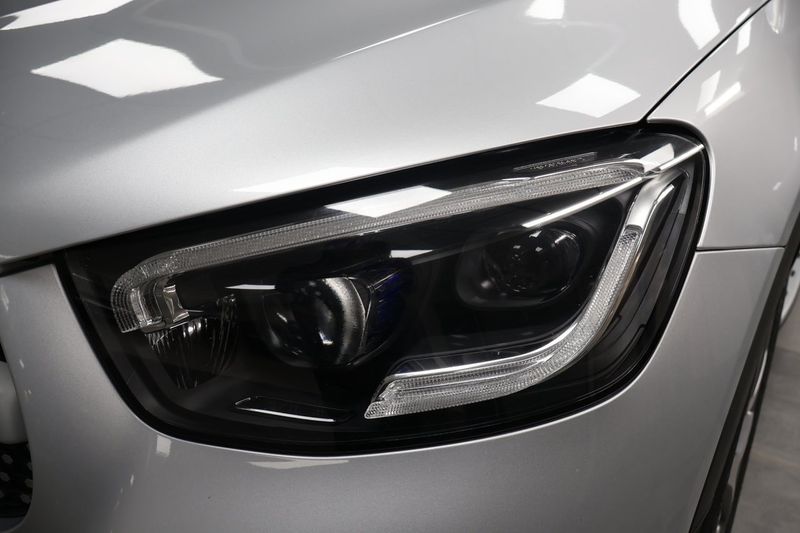 Mercedes GLC300 bild 8
