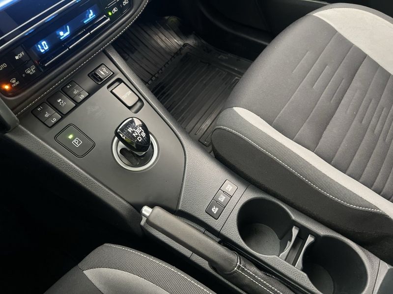 Toyota Auris bild 22