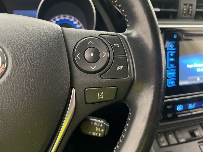 Toyota Auris bild 16