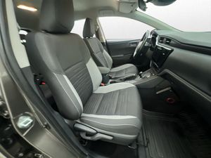 Toyota Auris bild 23