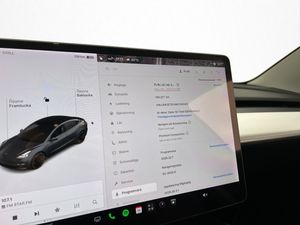 Tesla Model 3 bild 24