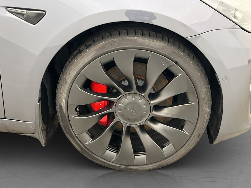 Tesla Model 3 bild 35