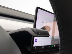 Tesla Model 3 bild 15