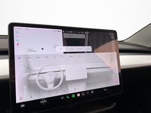 Tesla Model 3 bild 21