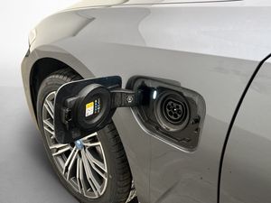 BMW 330 bild 31