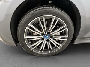 BMW 330 bild 32
