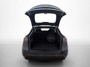 Tesla Model Y bild 28