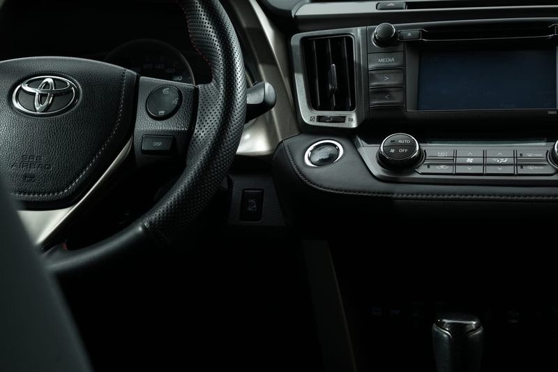 Toyota RAV4 bild 19