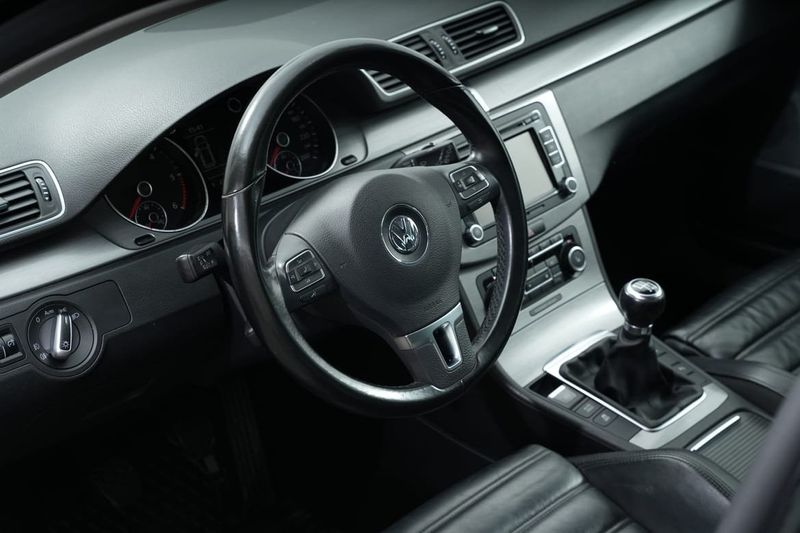 Volkswagen Passat bild 12
