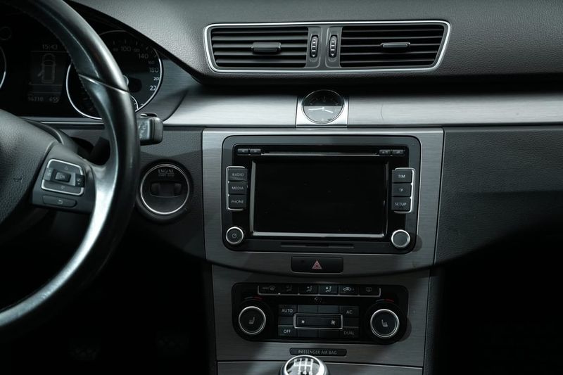 Volkswagen Passat bild 16