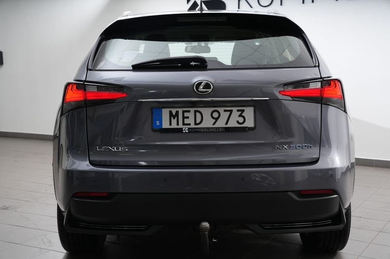 Lexus NX bild 9