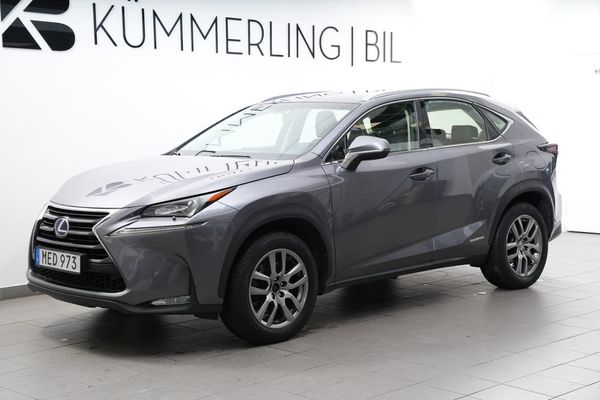 Lexus NX 300H 300h AWD 2.5 AWD E-CVT 197hk Läder/Bkamera/Drag - 2016