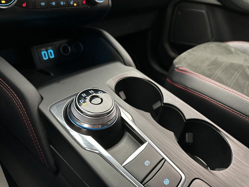 Ford Kuga bild 31