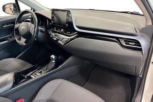 Toyota C-HR bild 6