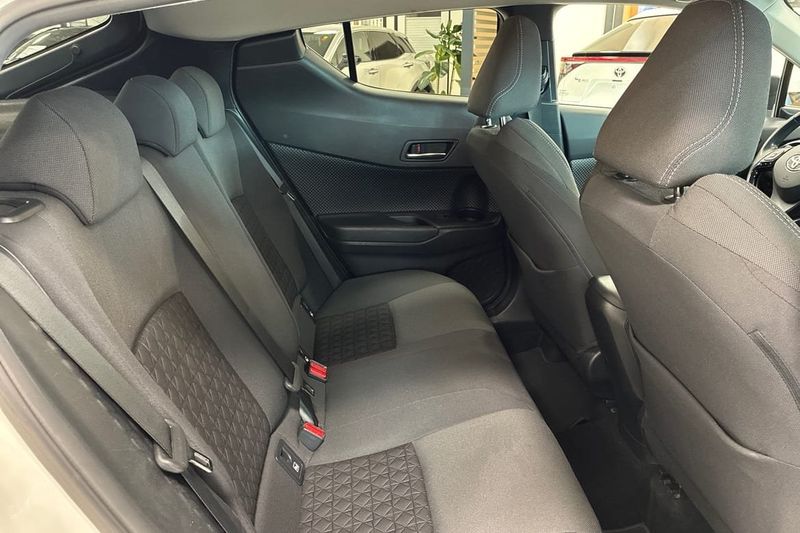 Toyota C-HR bild 7