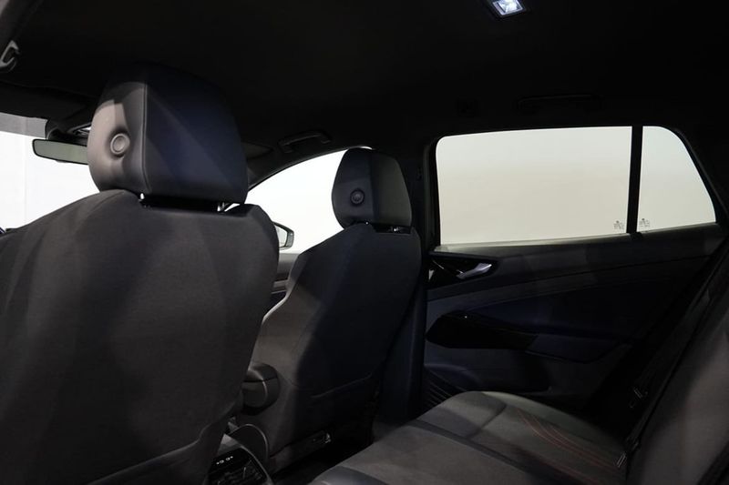 Volkswagen ID.4 bild 7