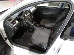 Skoda Rapid bild 9