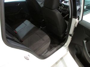 Skoda Rapid bild 12