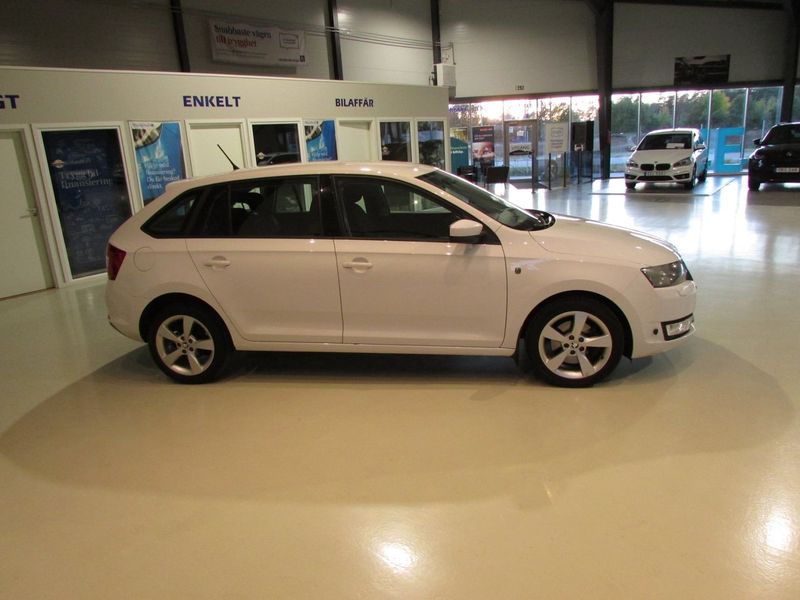 Skoda Rapid bild 4