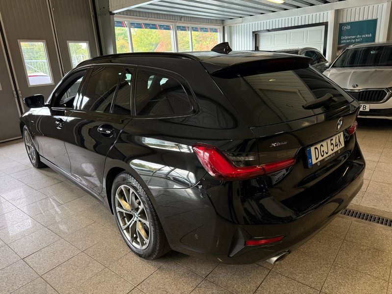 BMW 330 bild 4