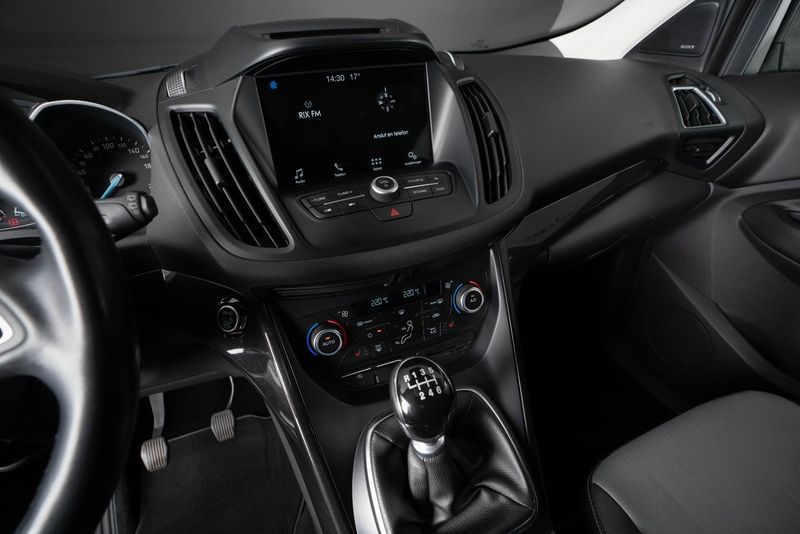 Ford Kuga bild 11
