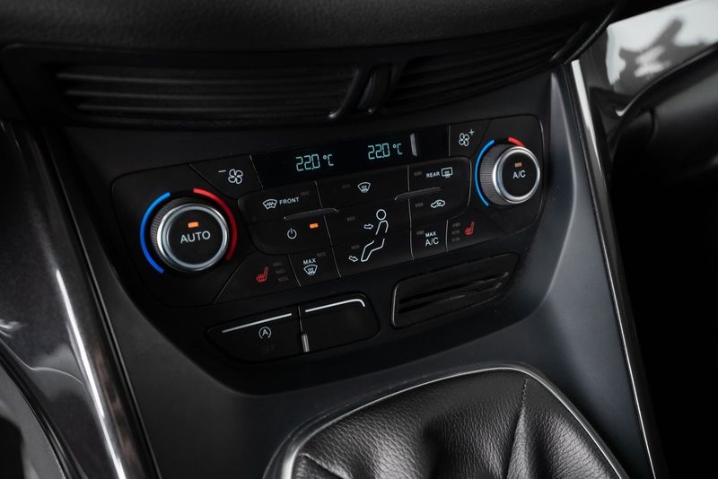Ford Kuga bild 13