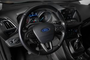 Ford Kuga bild 9