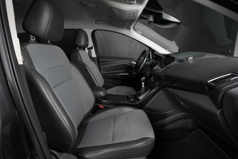Ford Kuga bild 5