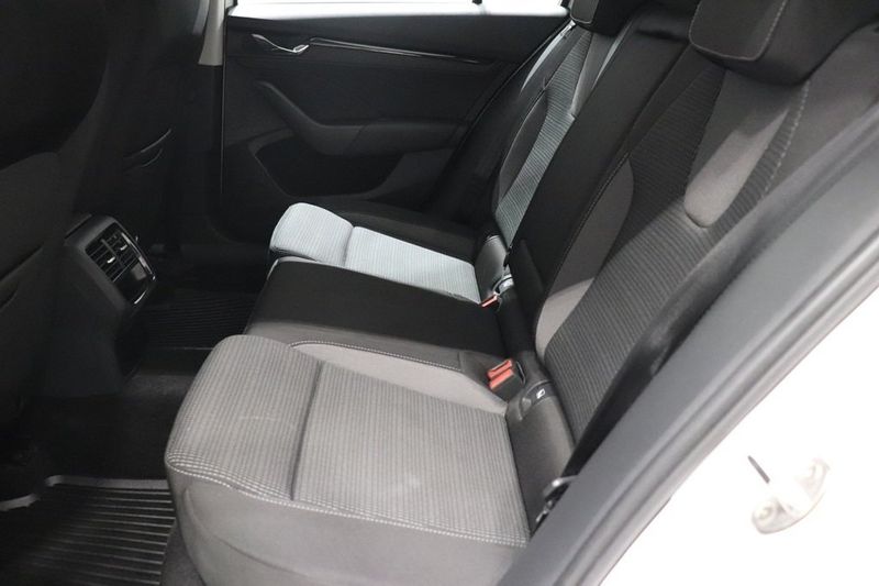 Skoda Octavia bild 9